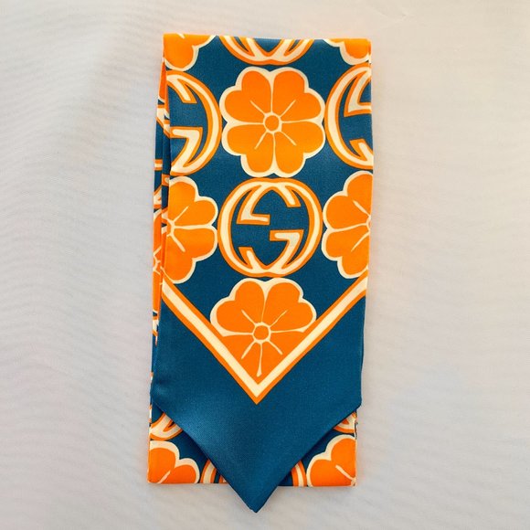 Gucci GG Flower Silk Foily Skinny Scarf in Blue Twilly Scarf NEW IN BOX - Picture 4 of 10